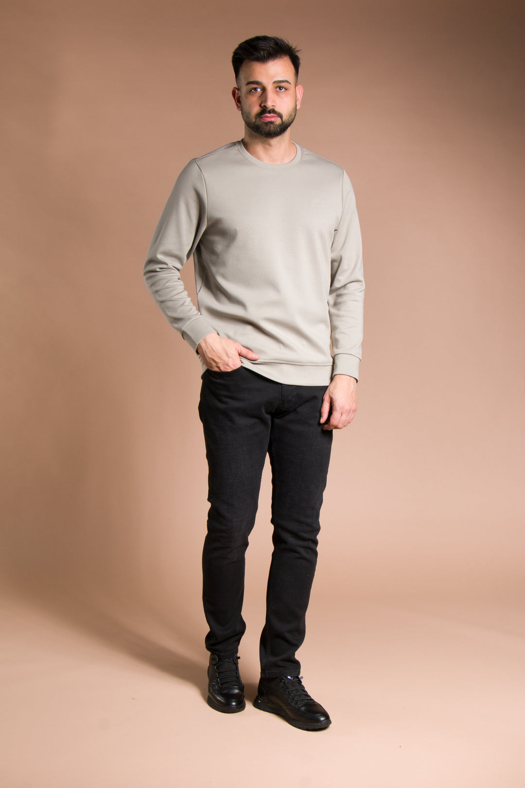 Soft Basic Sweatshirt