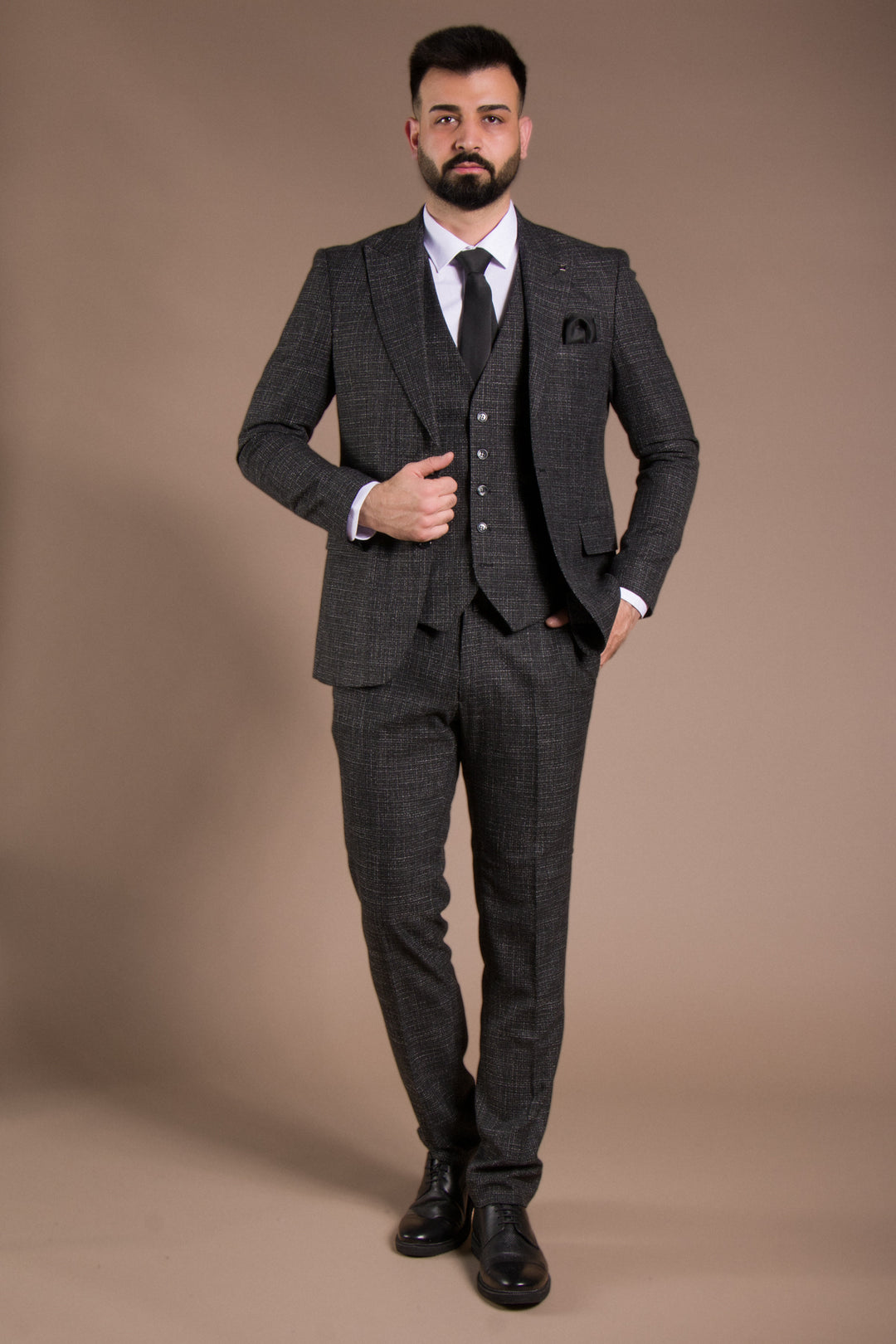 Slim Fit Yelekli Takım Elbise