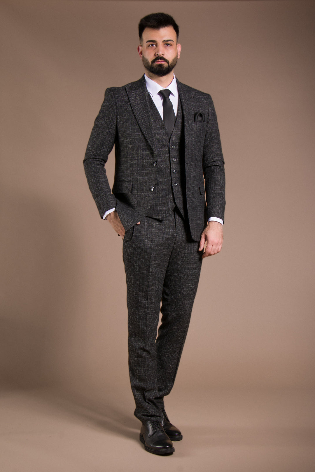 Slim Fit Yelekli Takım Elbise