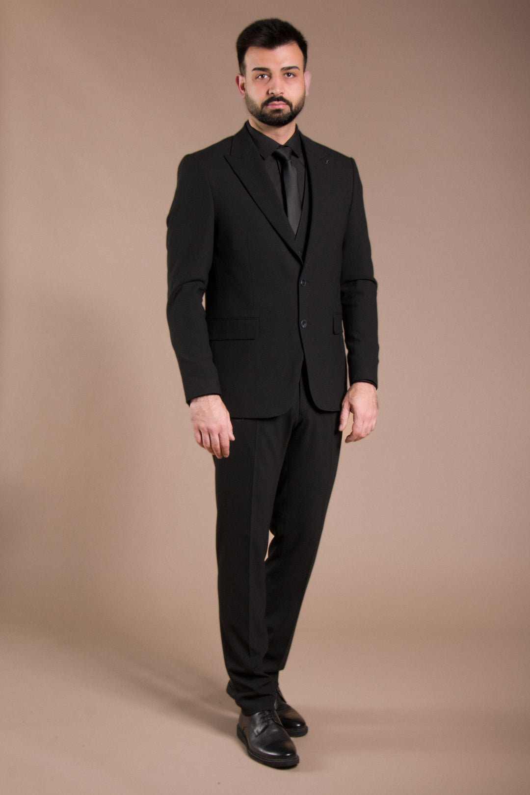 Slim Fit Yelekli Takım Elbise
