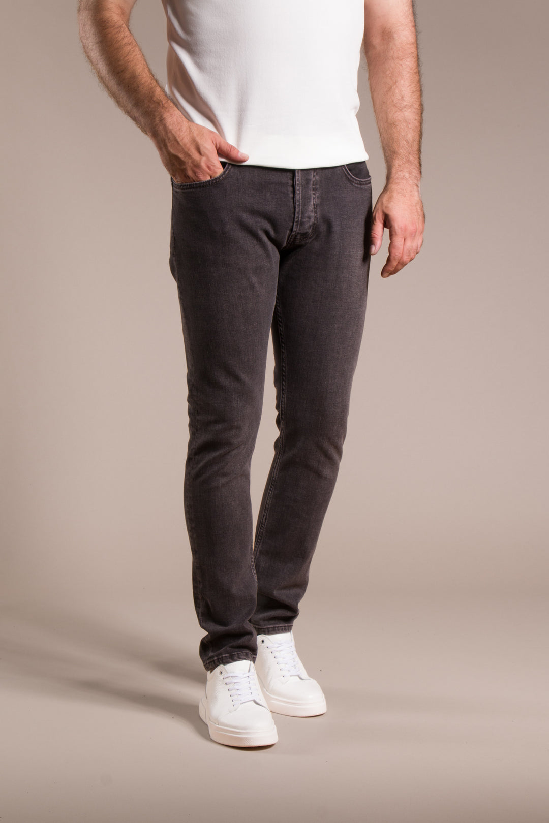 Slim Fit Jean