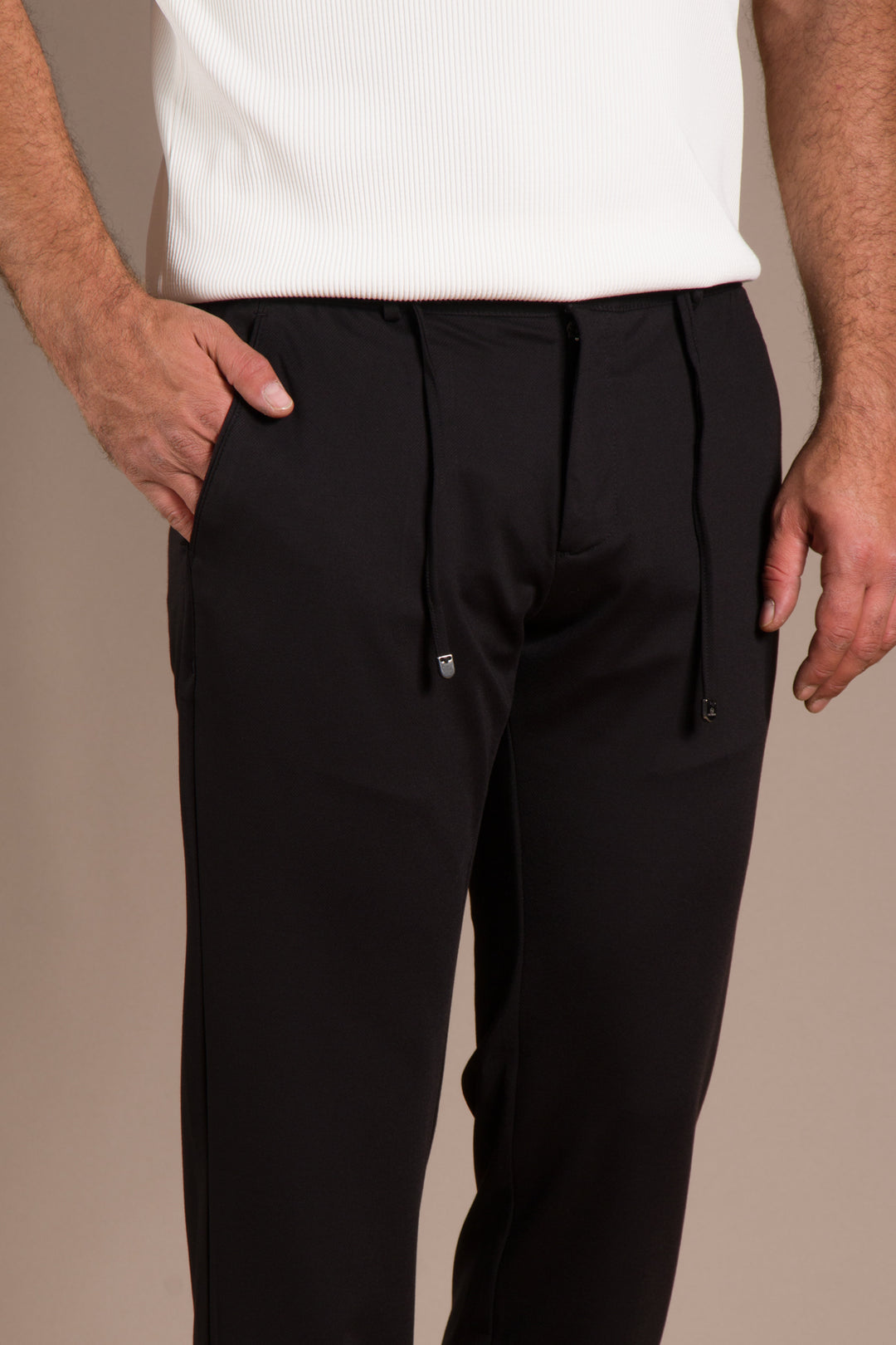 Siyah Nicole Lastikli Slim Fit Jogger