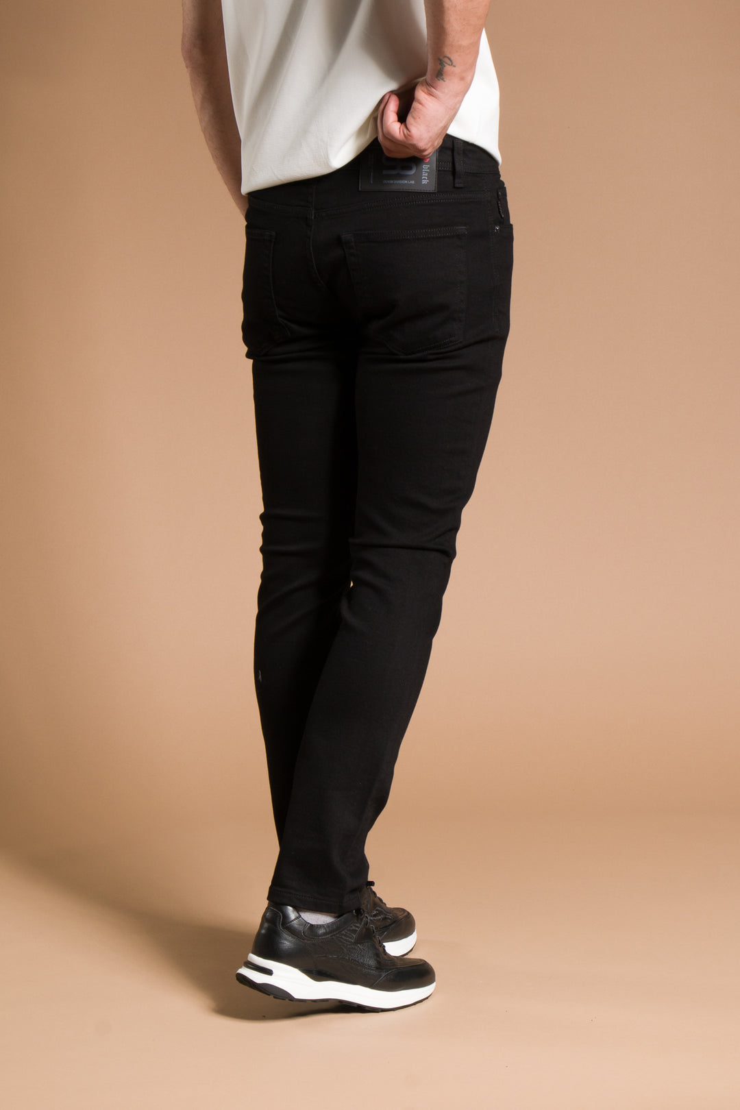 Slim Fit Jean