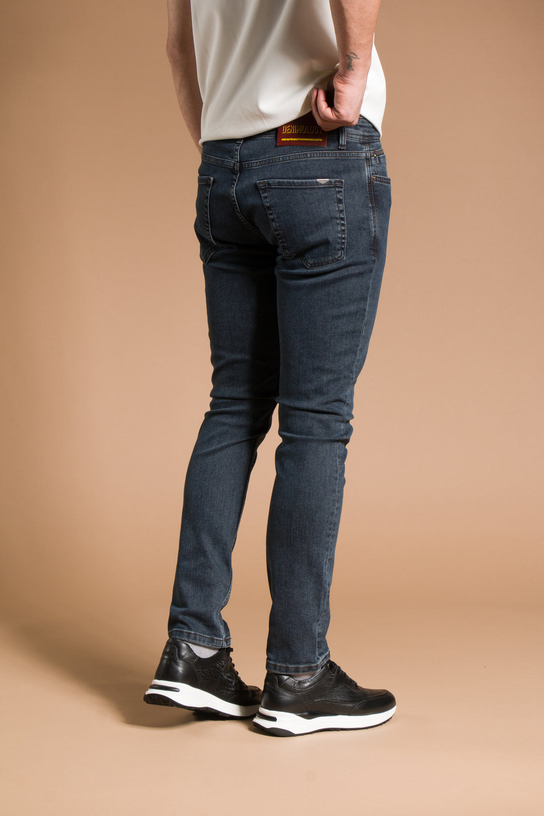 Slim Fit Jean
