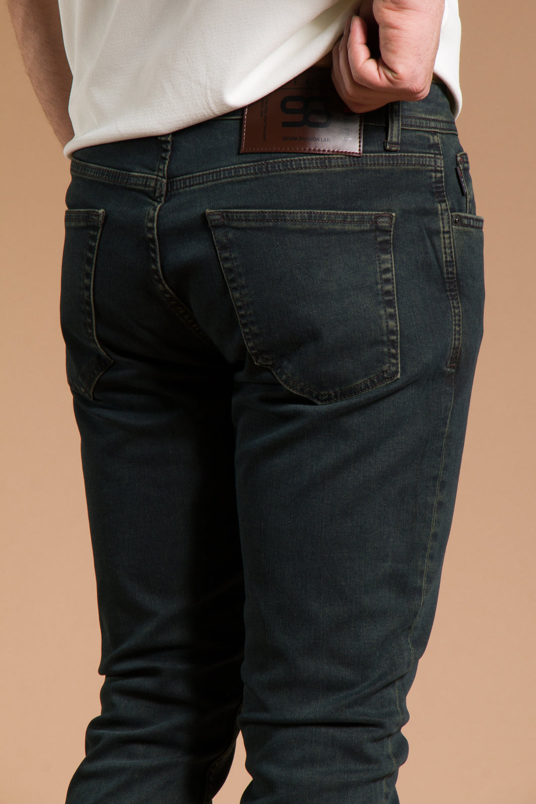 Slim Fit Jean