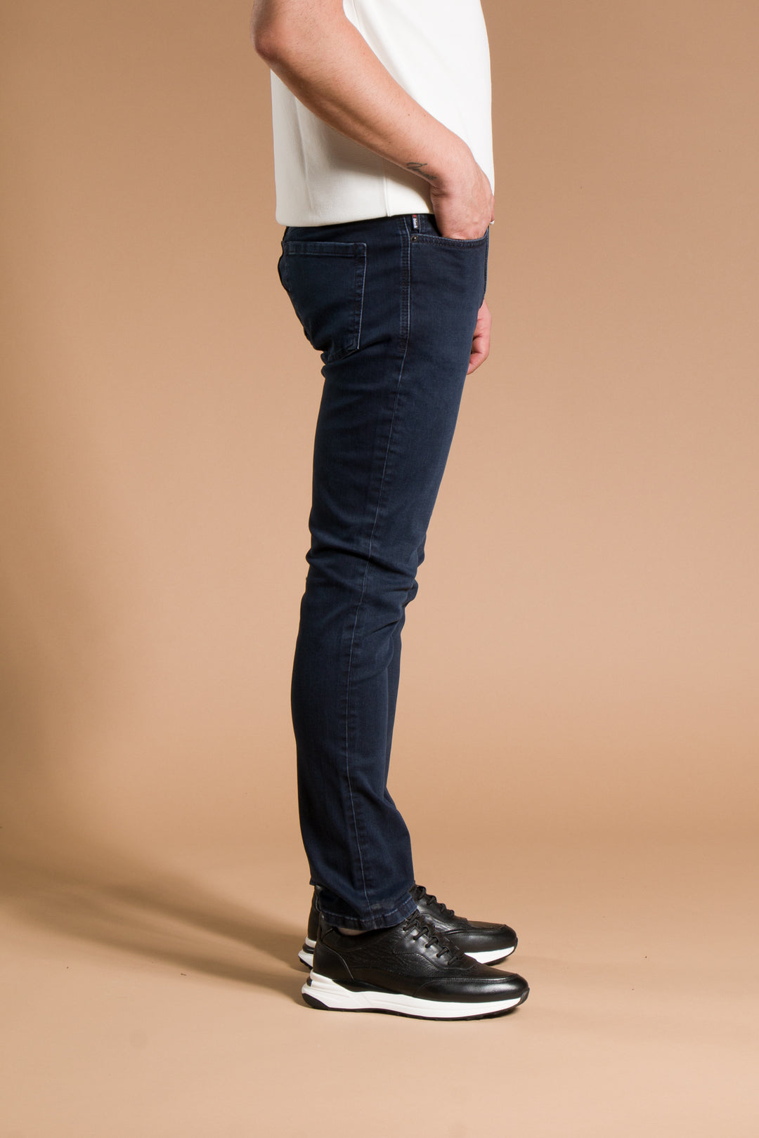 Slim Fit Jean