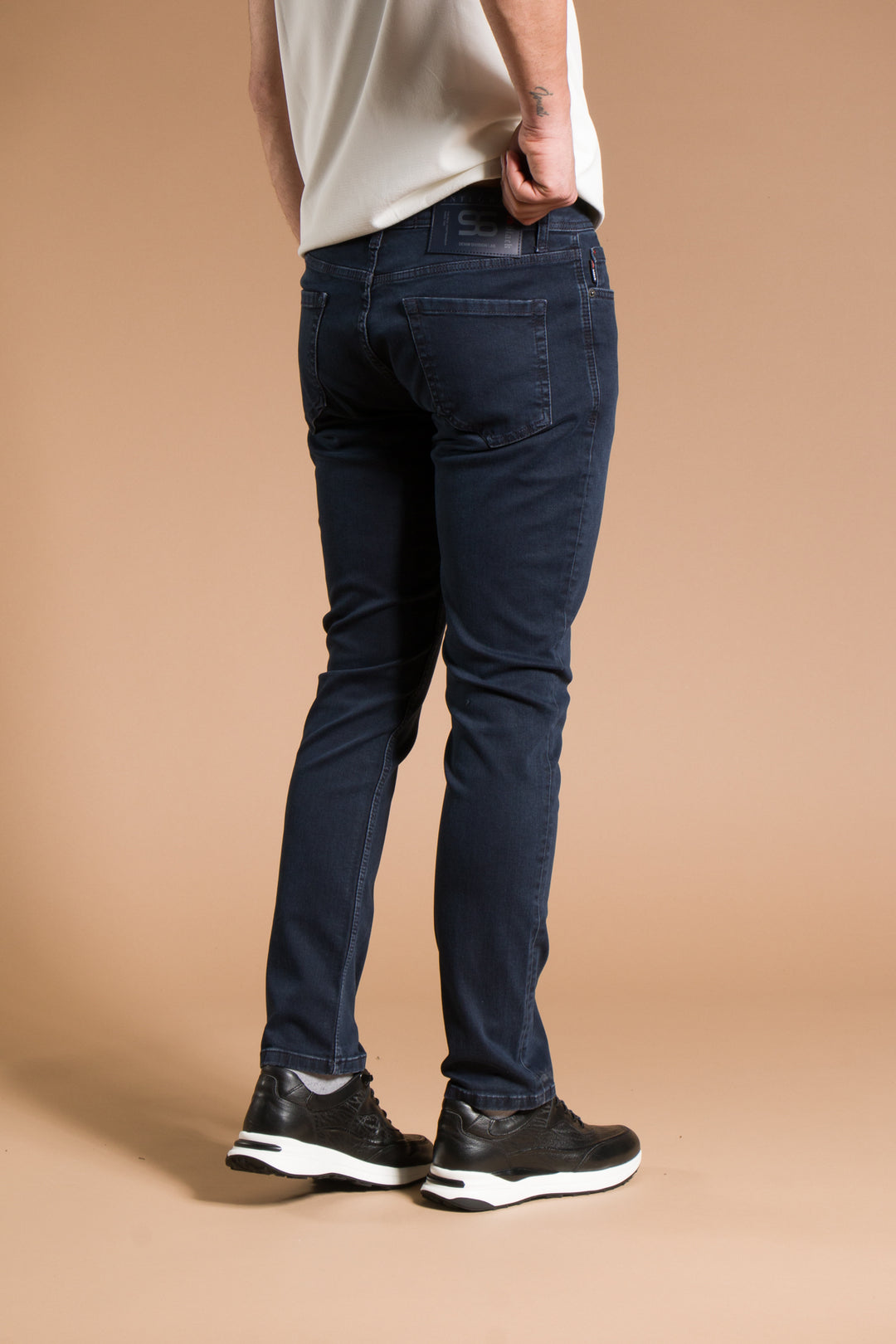 Slim Fit Jean