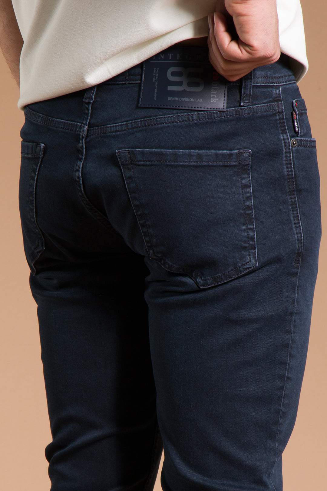 Slim Fit Jean