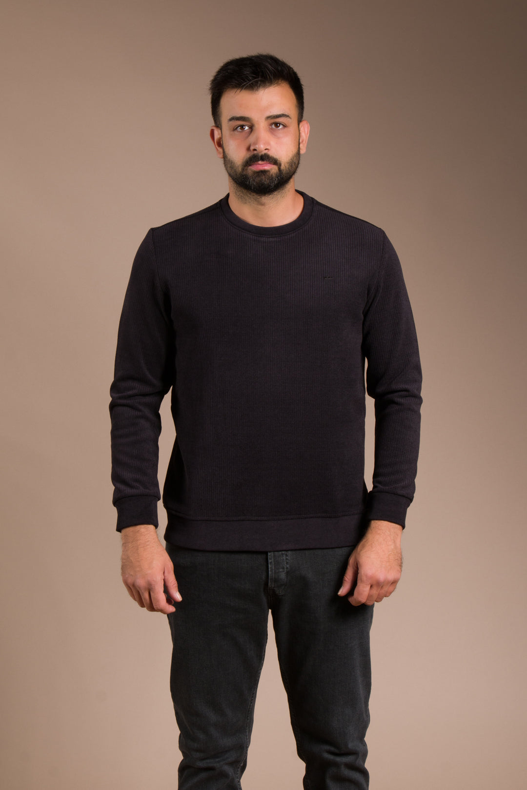 Siyah Basic Kadife Sweatshirt
