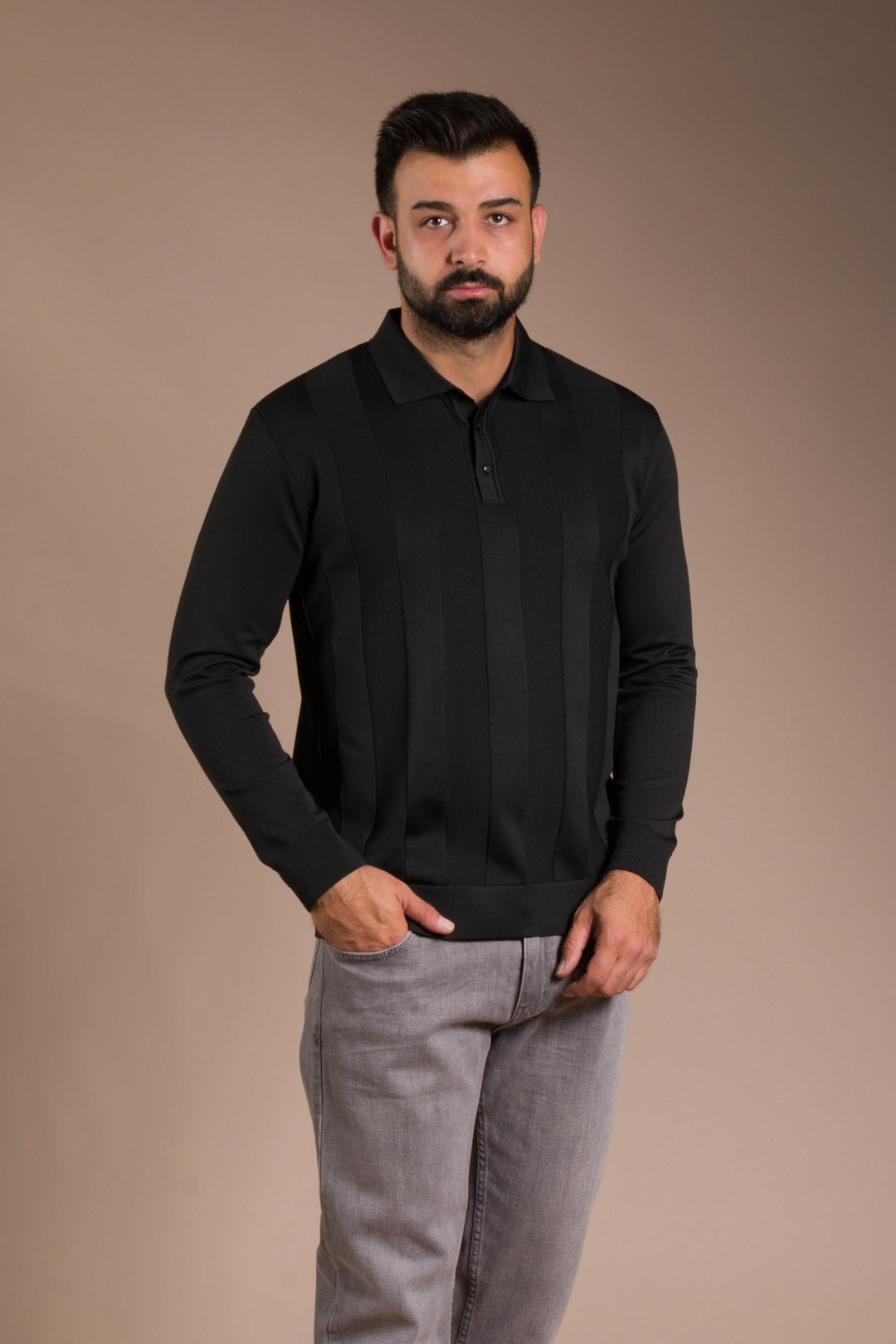 Siyah Desenli Polo Yaka Triko Kazak