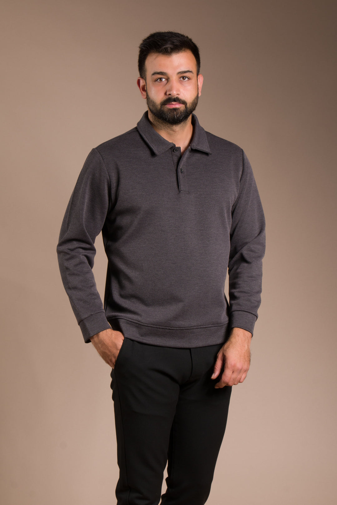 Siyah Dokulu Polo Yaka Sweatshirt