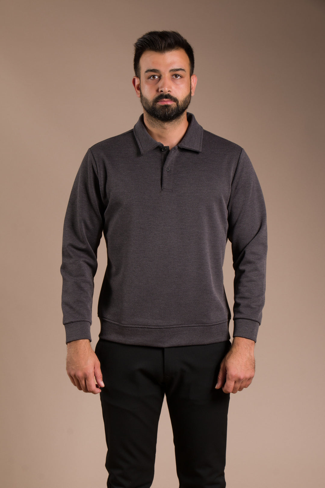 Siyah Dokulu Polo Yaka Sweatshirt