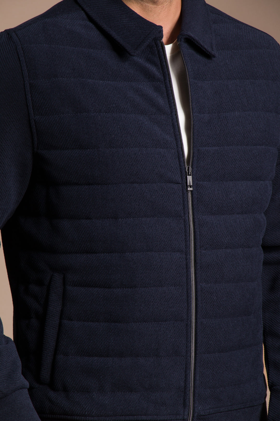 Lacivert Soft Dokulu Kapitone İnce Ceket