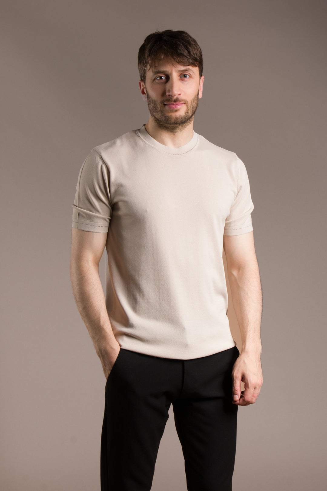 Rayon İplik Yaka Dikiş Detaylı T-Shirt