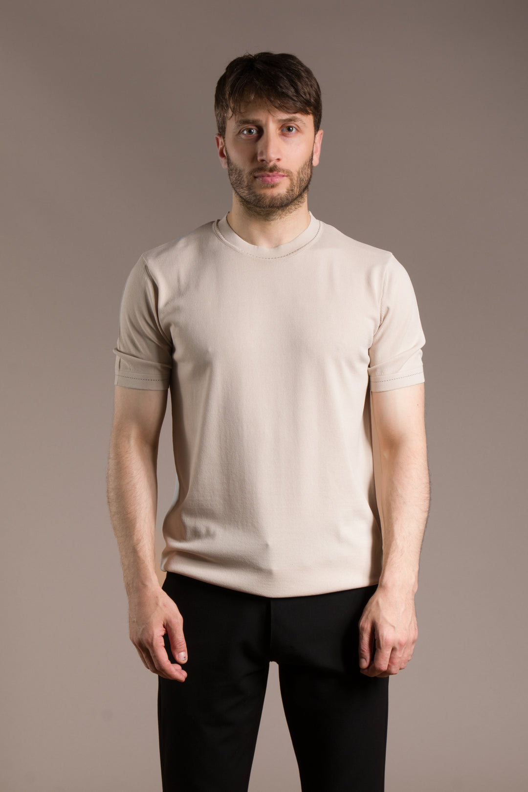 Rayon İplik Yaka Dikiş Detaylı T-Shirt