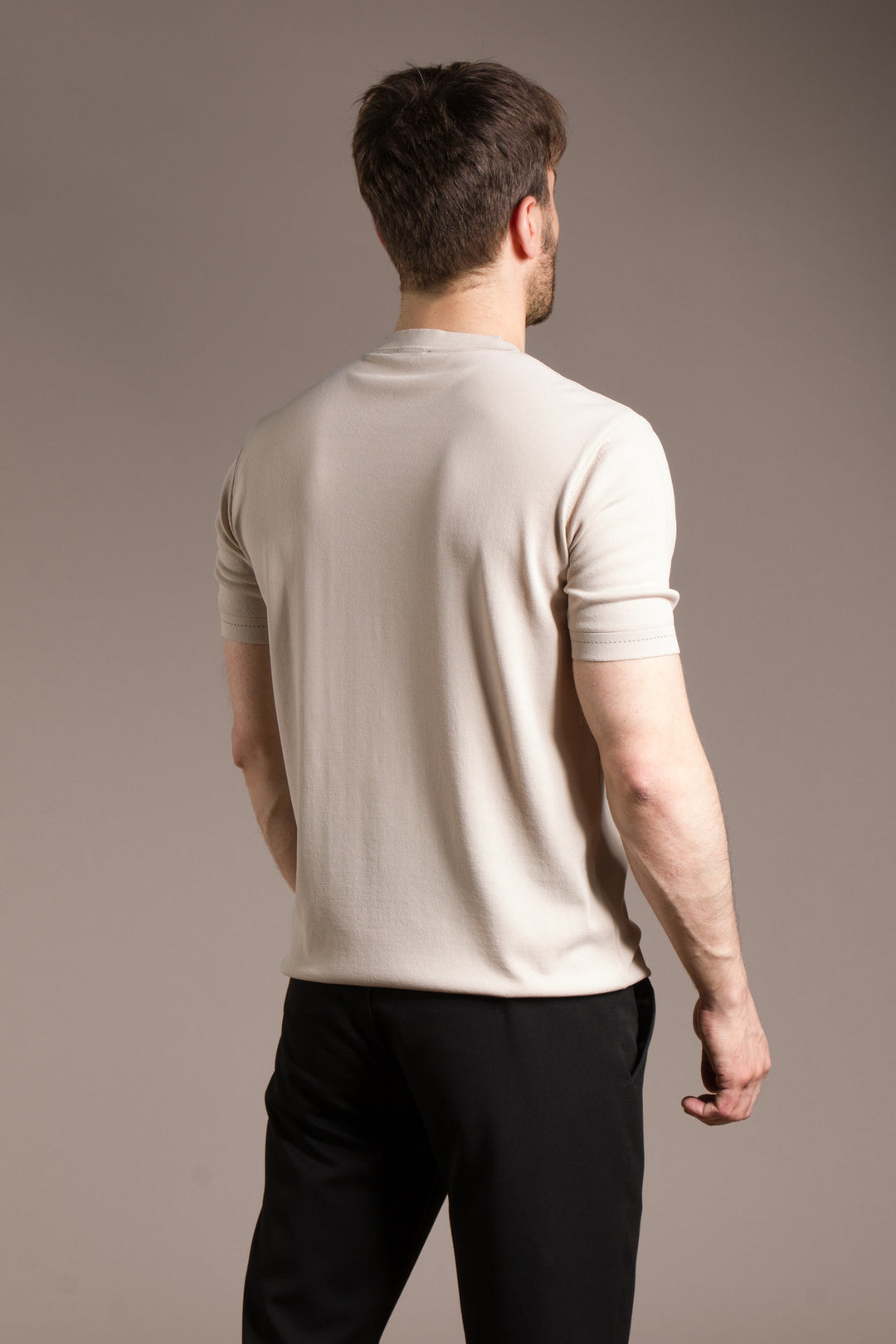 Rayon İplik Yaka Dikiş Detaylı T-Shirt