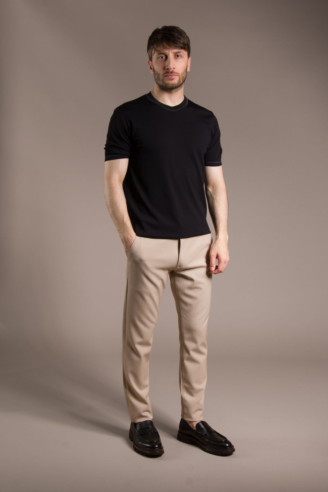 Rayon İplik Yaka Dikiş Detaylı T-Shirt