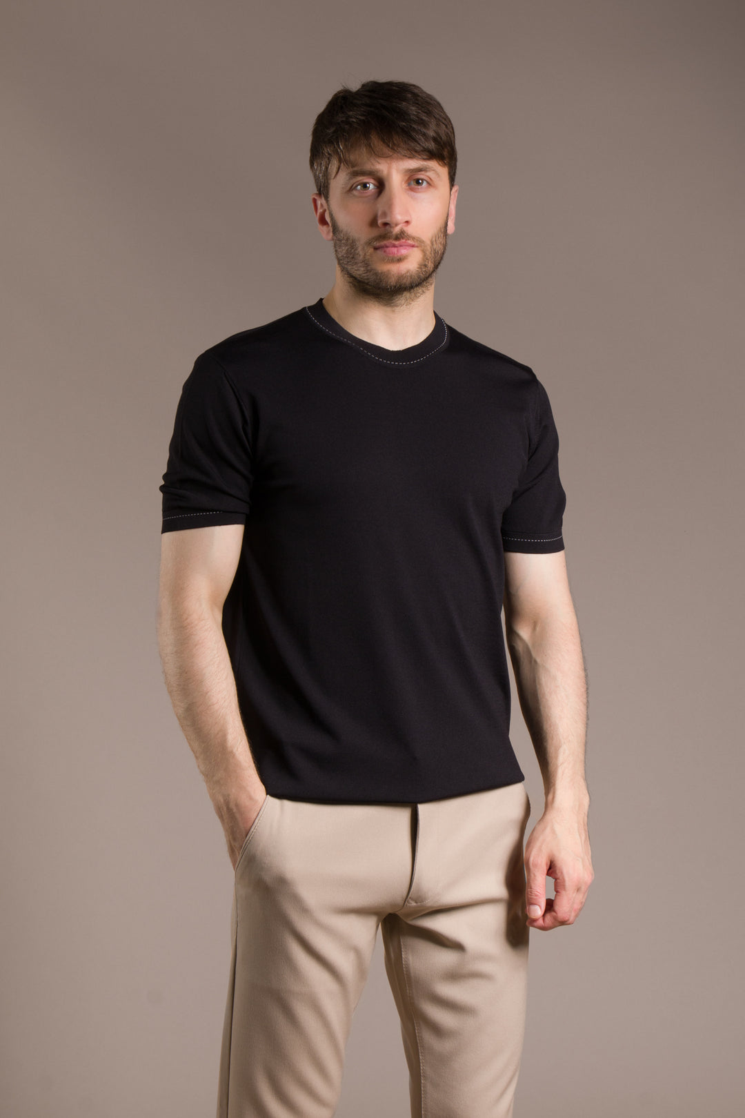 Rayon İplik Yaka Dikiş Detaylı T-Shirt