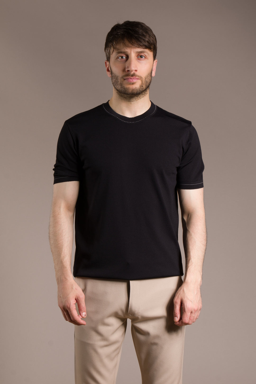 Rayon İplik Yaka Dikiş Detaylı T-Shirt