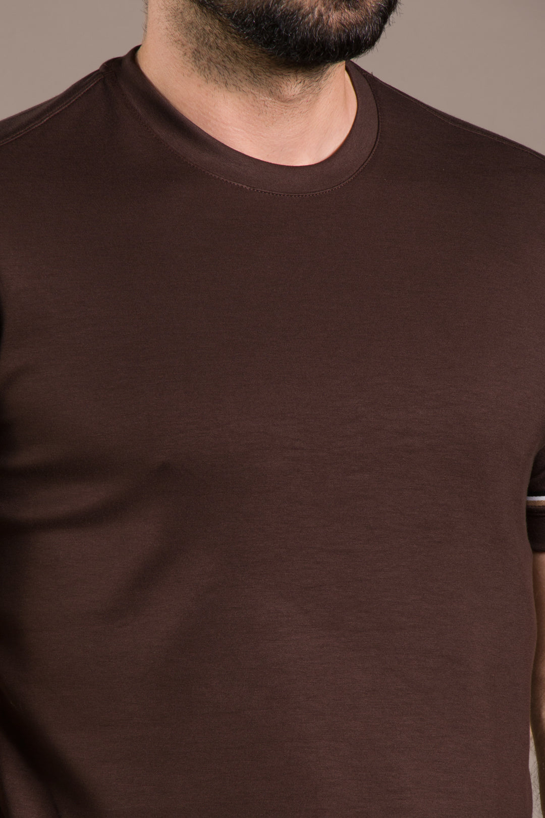 Kol Detaylı O Yaka T-Shirt