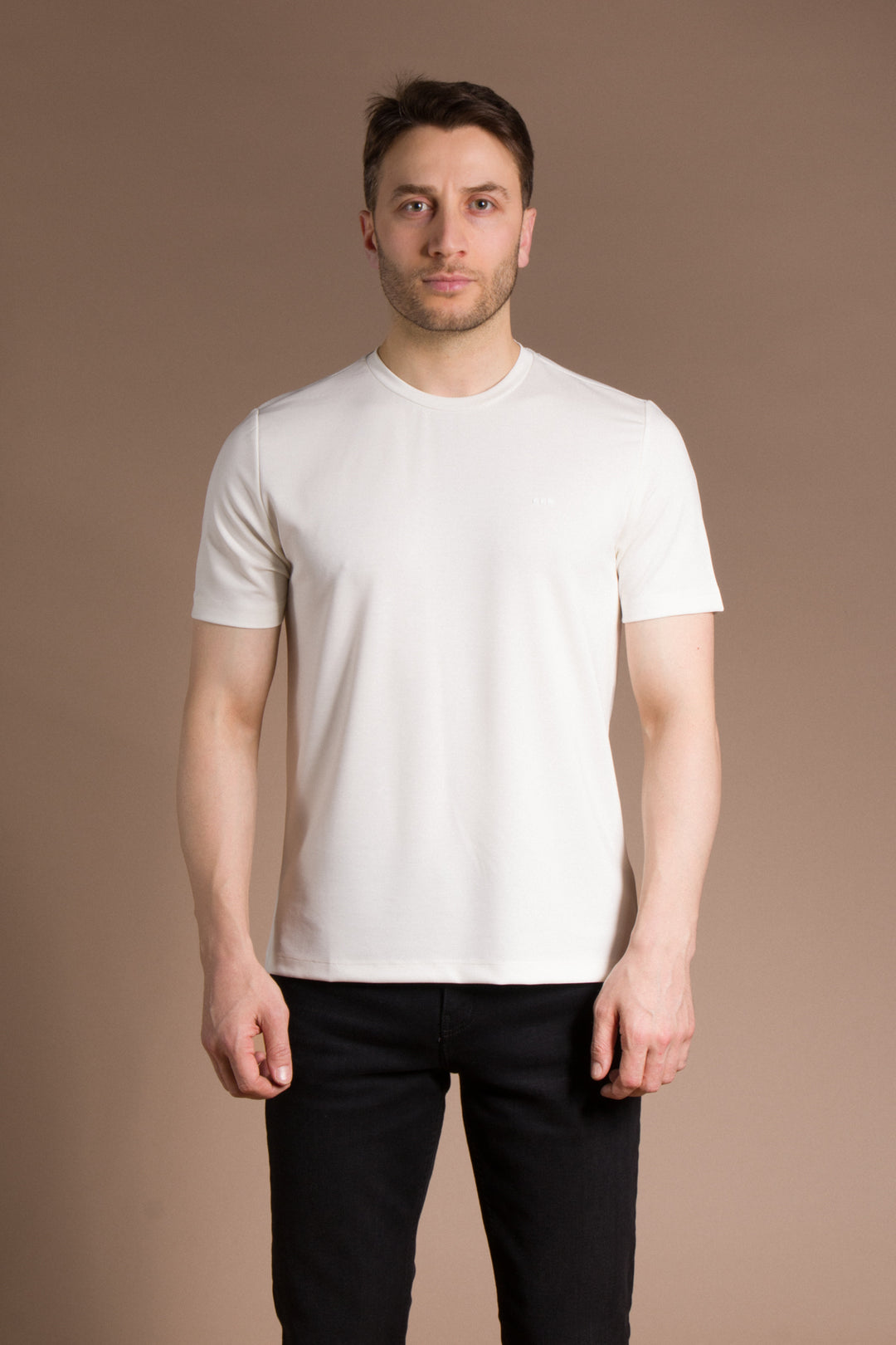 O Yaka Düz Basic T-Shirt