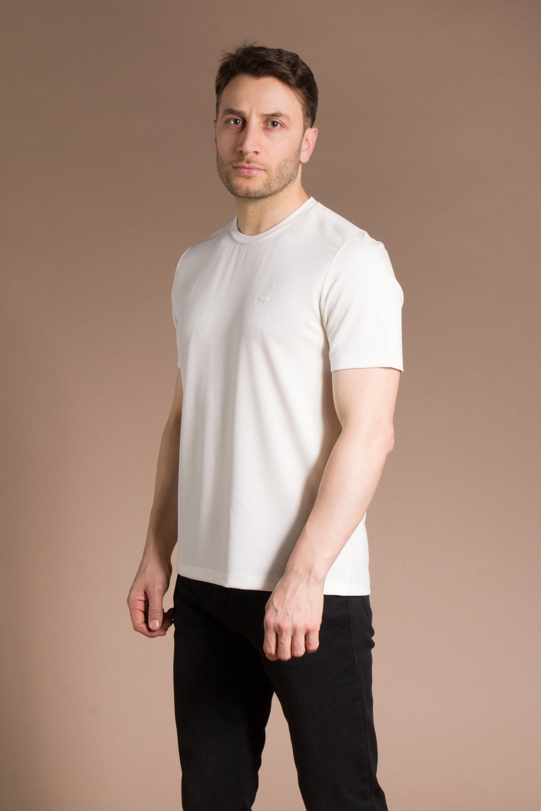 O Yaka Düz Basic T-Shirt