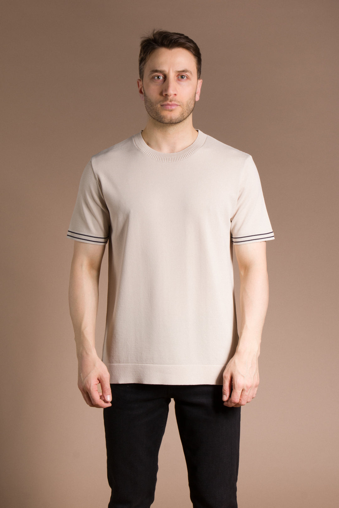 Yaka Detaylı Rayon Triko T-Shirt