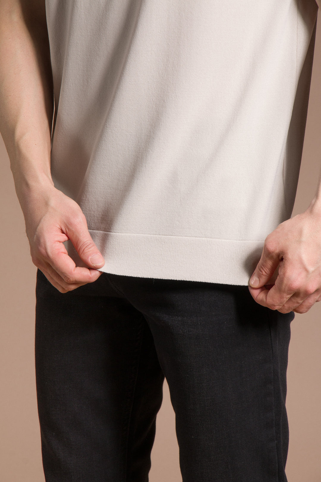 Yaka Detaylı Rayon Triko T-Shirt