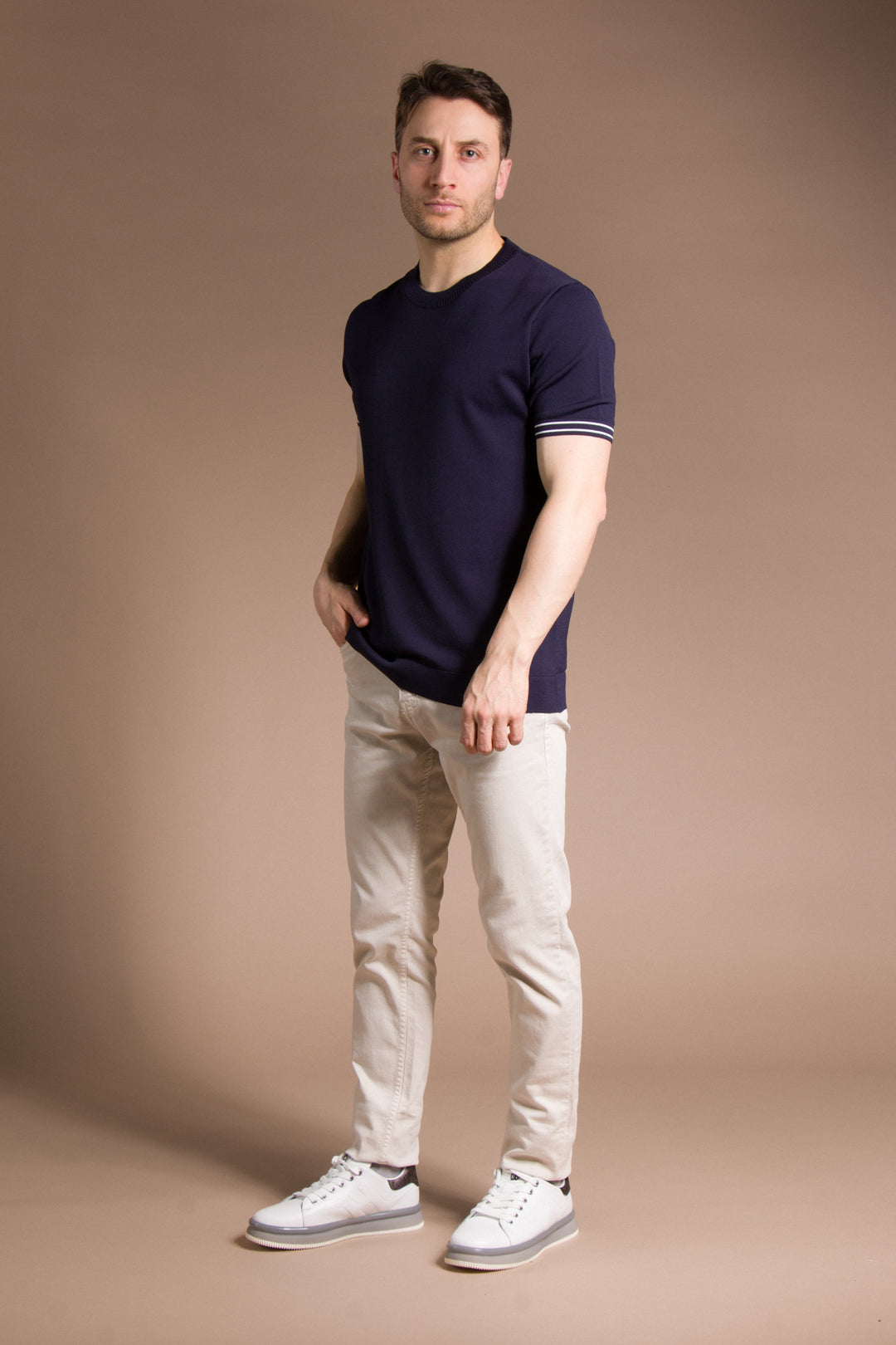 Yaka Detaylı Rayon Triko T-Shirt