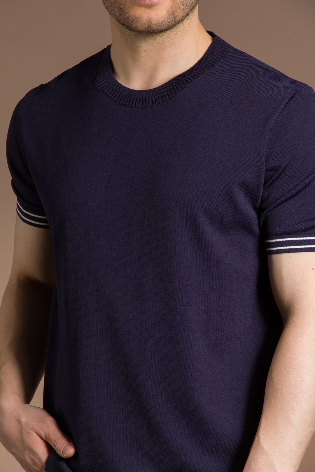 Yaka Detaylı Rayon Triko T-Shirt