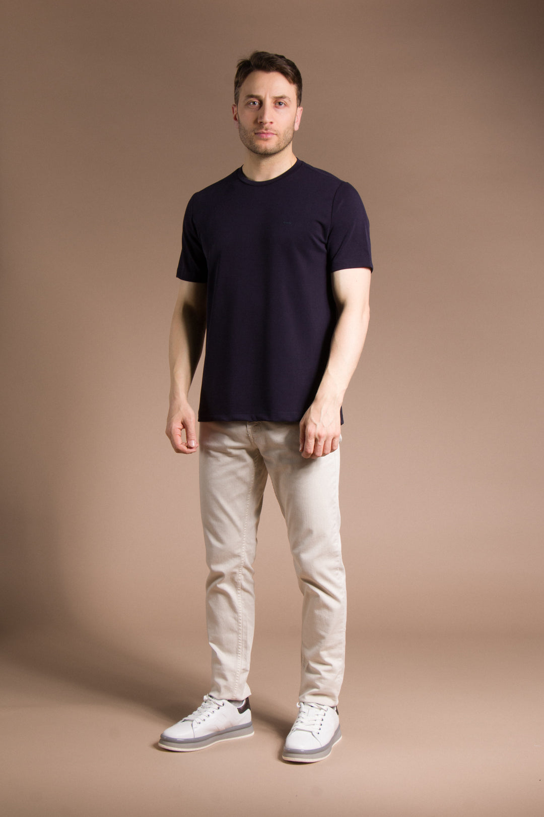 O Yaka Düz Basic T-Shirt
