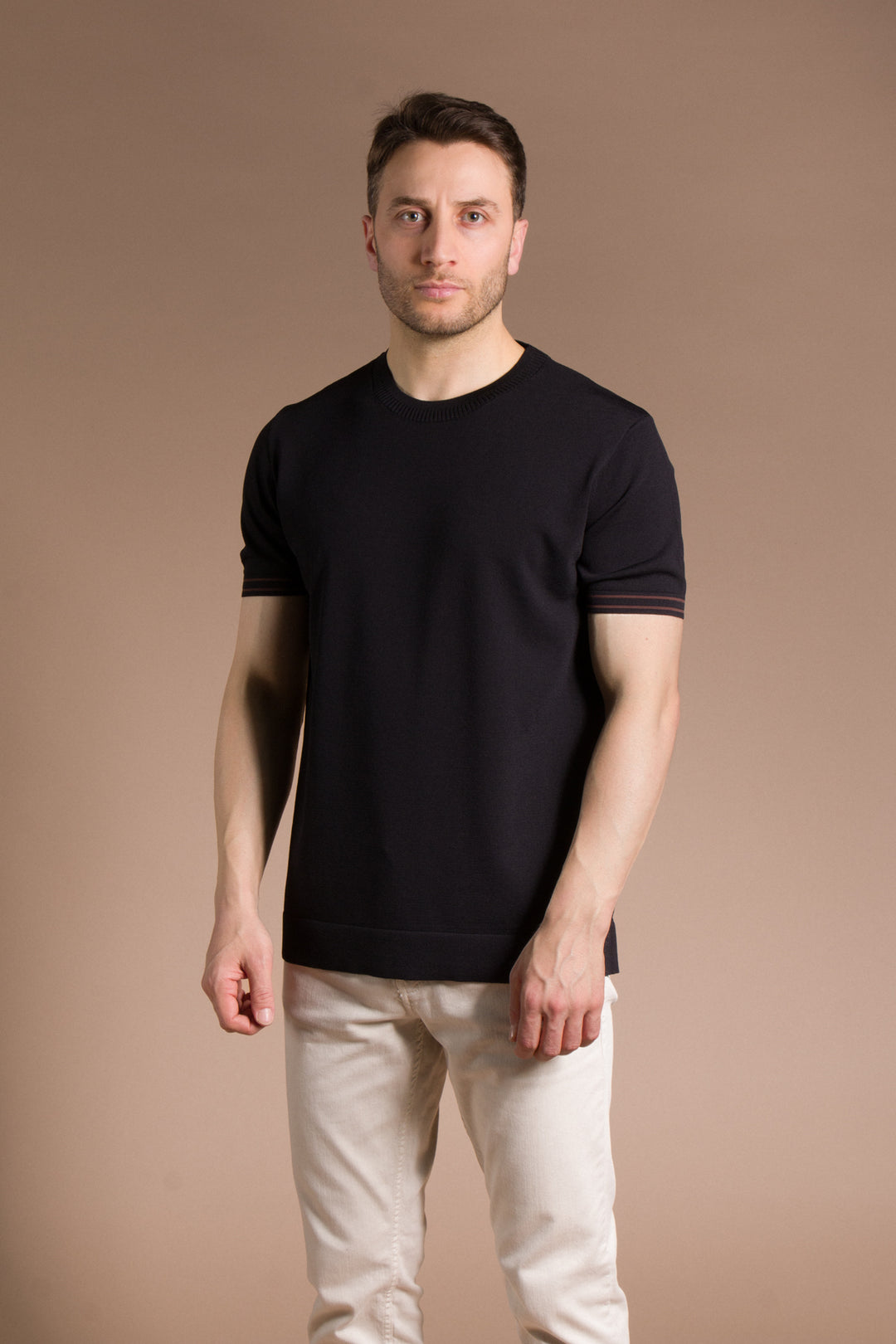 Yaka Detaylı Rayon Triko T-Shirt