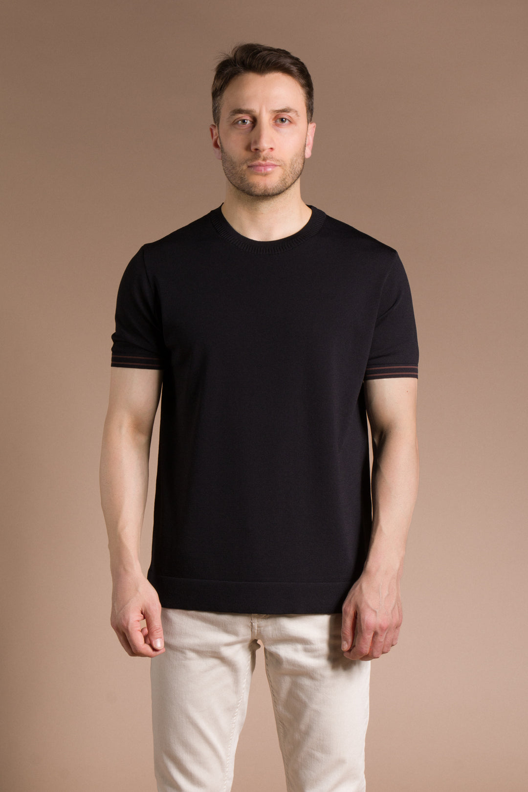 Yaka Detaylı Rayon Triko T-Shirt