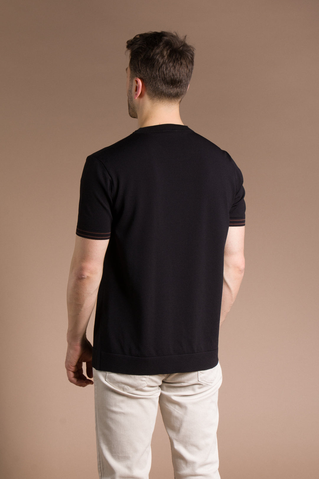 Yaka Detaylı Rayon Triko T-Shirt