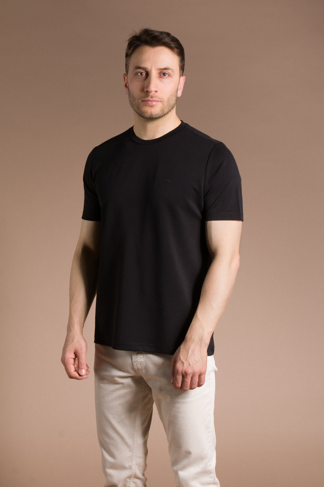 O Yaka Düz Basic T-Shirt