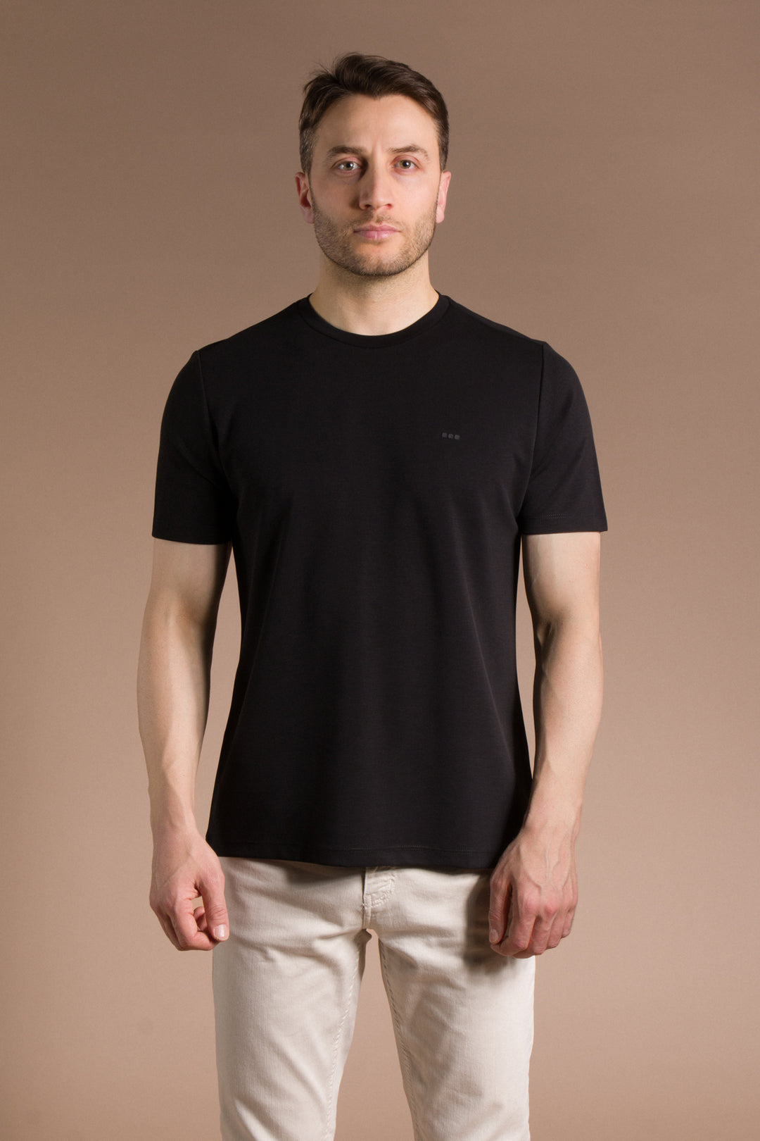 O Yaka Düz Basic T-Shirt