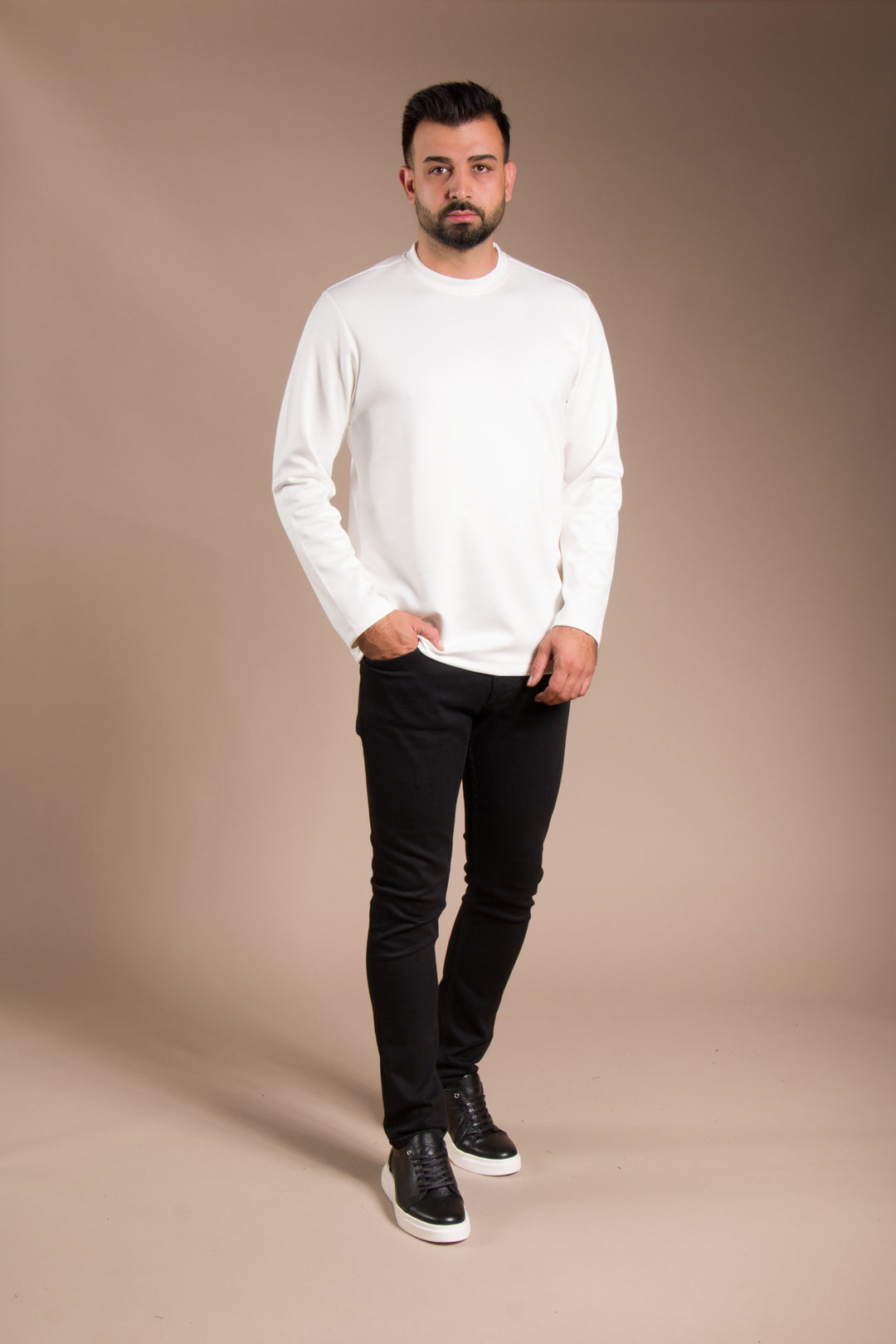 Beyaz Basic Soft Sweatshirt