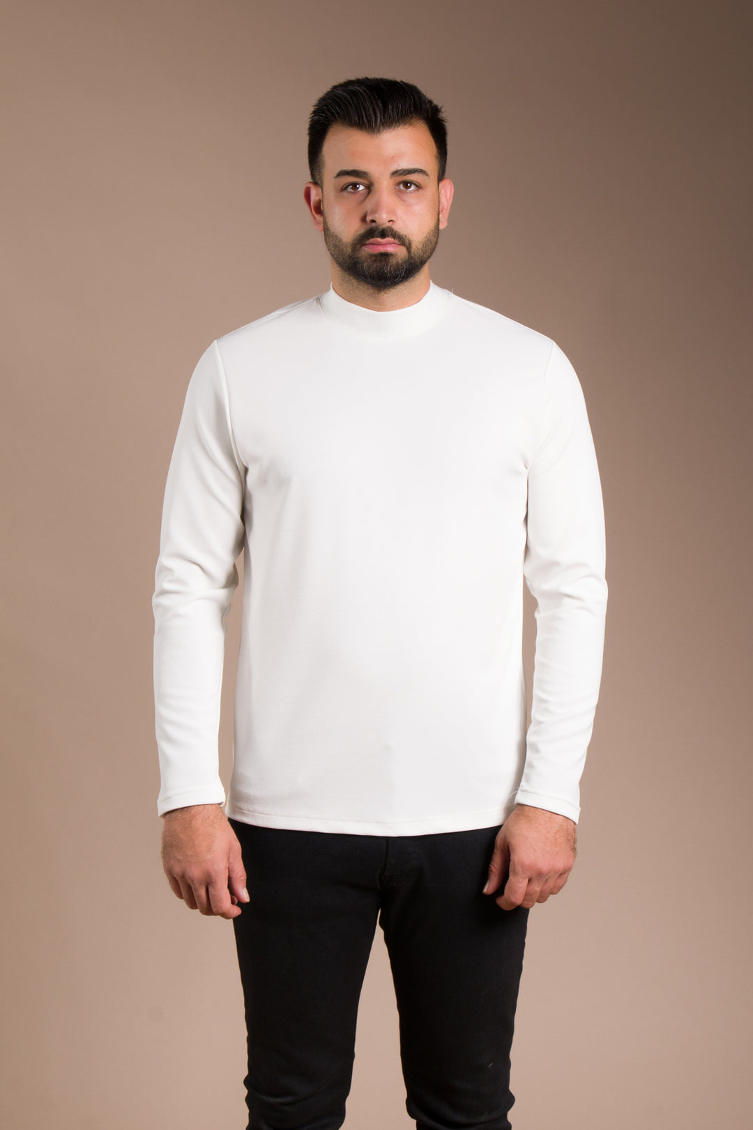 Beyaz Yarım Boğazlı Soft Sweatshirt