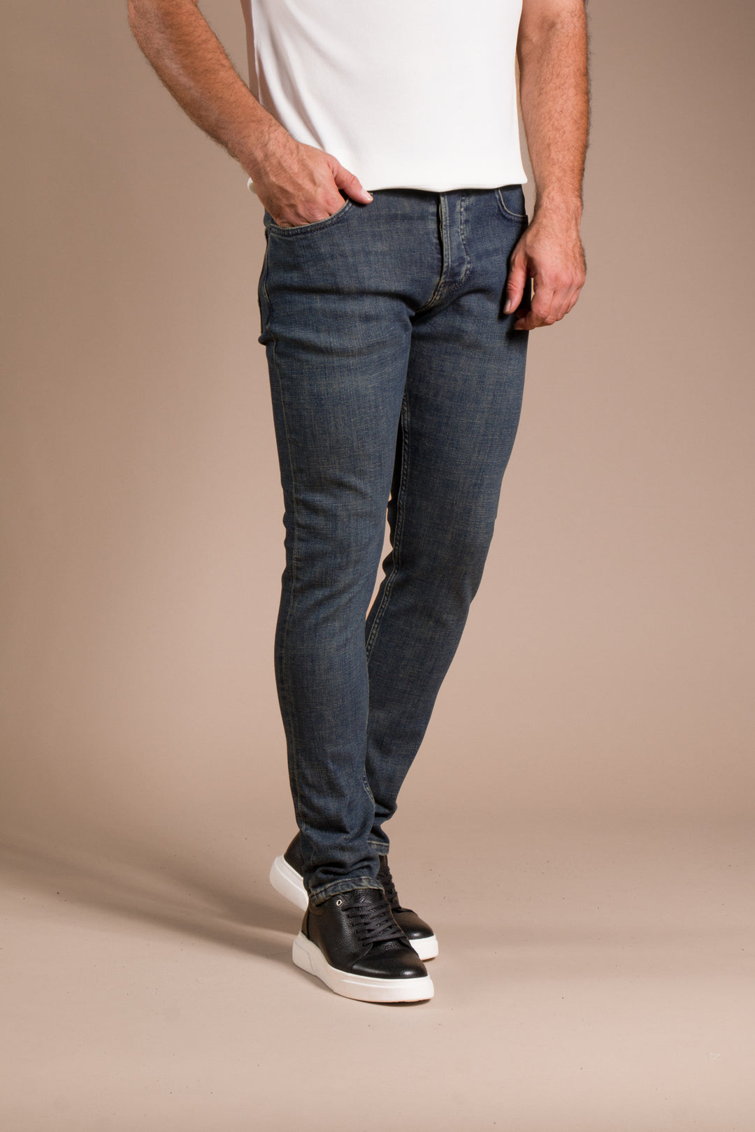 Yeşil Tint Slim Fit Jean