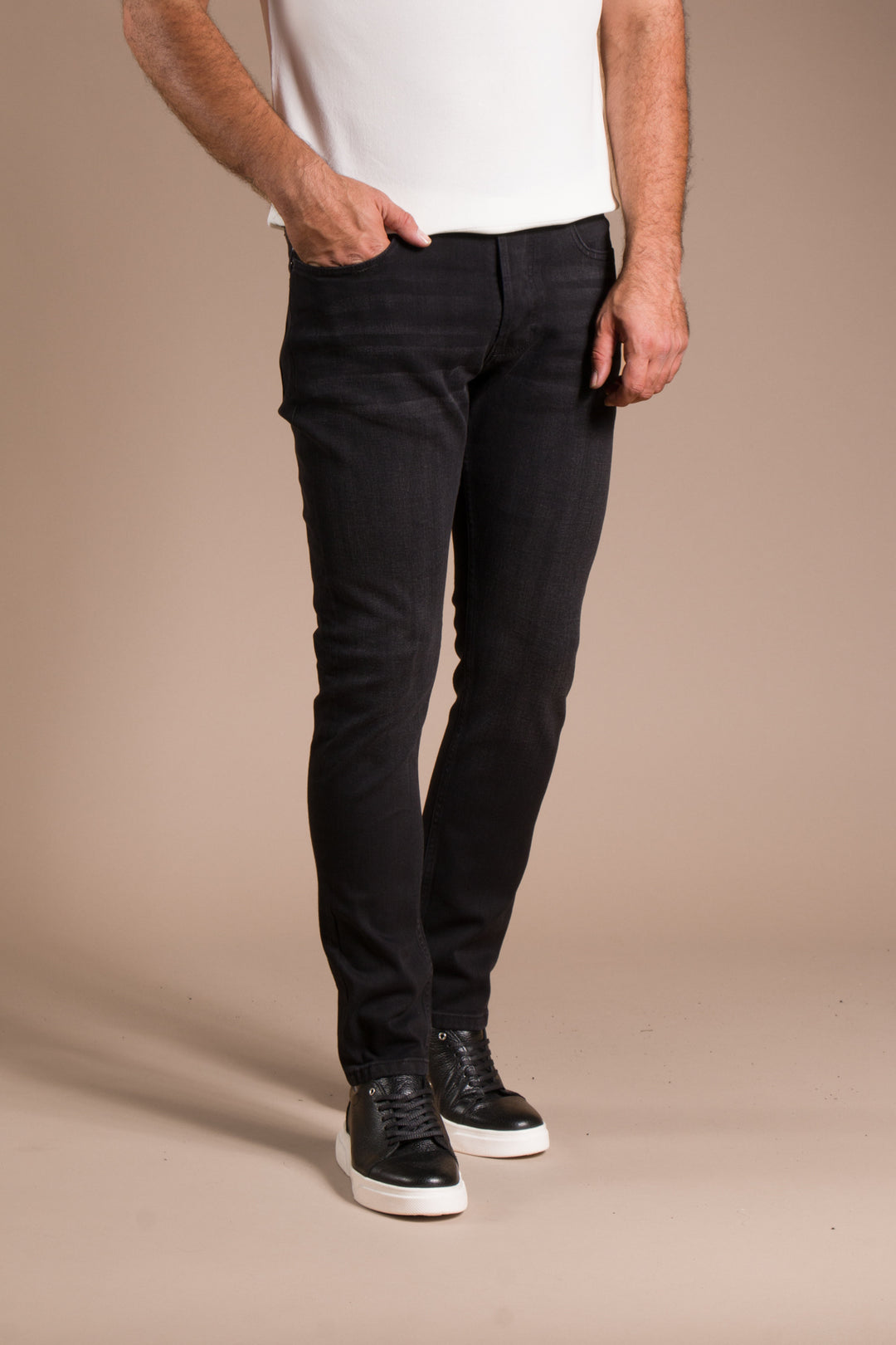Siyah Slim Fit Jean
