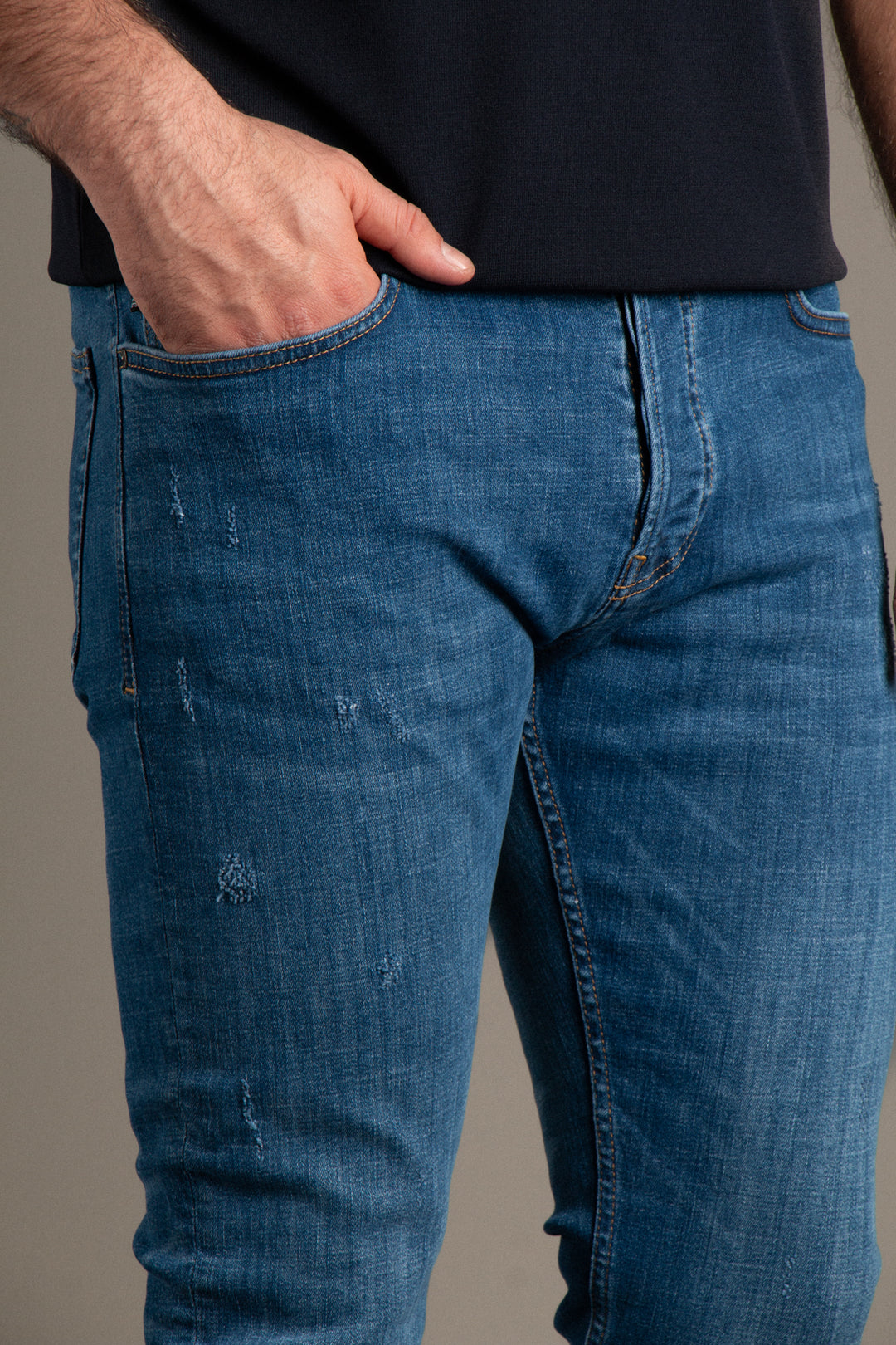 Slimfit Yıpratmalı Jean