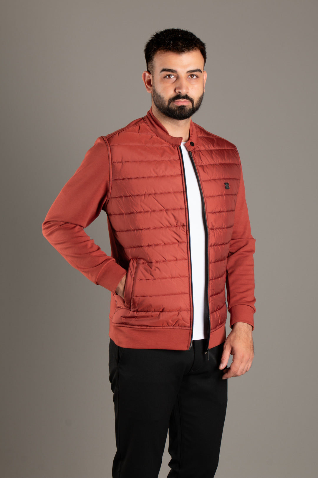 Dik Yaka Fermuarlı Hırka