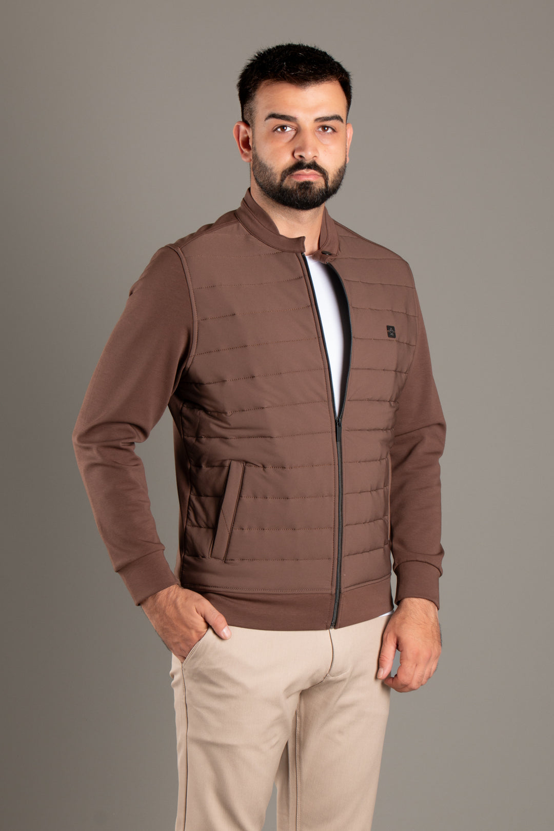 Dik Yaka Fermuarlı Hırka