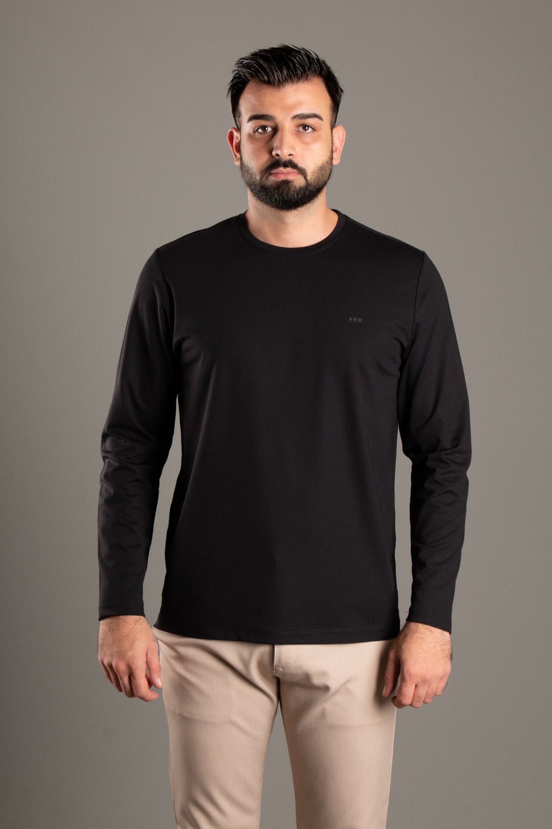 Soft Basic Slimfit Sweatshirt
