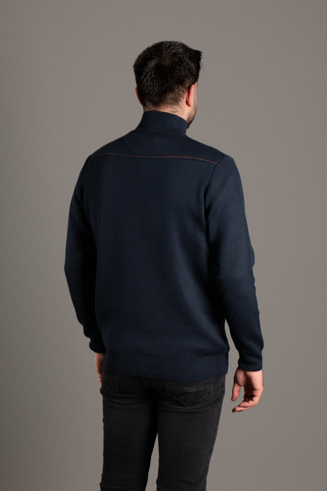 Fermuarlı Dik Yaka Triko