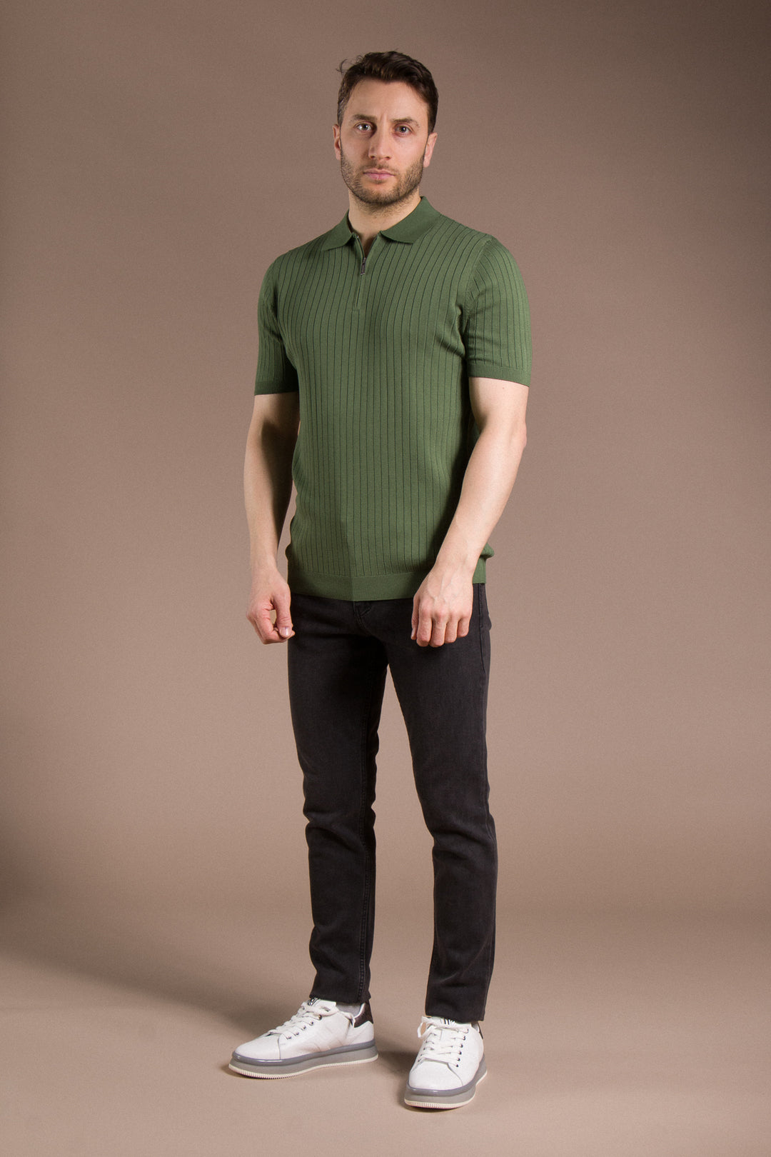 Dokulu Polo Yaka Triko T-Shirt