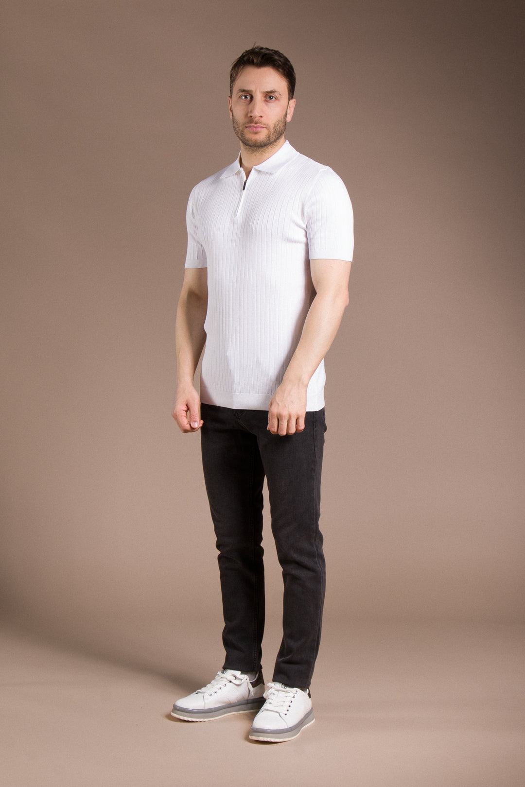 Dokulu Polo Yaka Triko T-Shirt