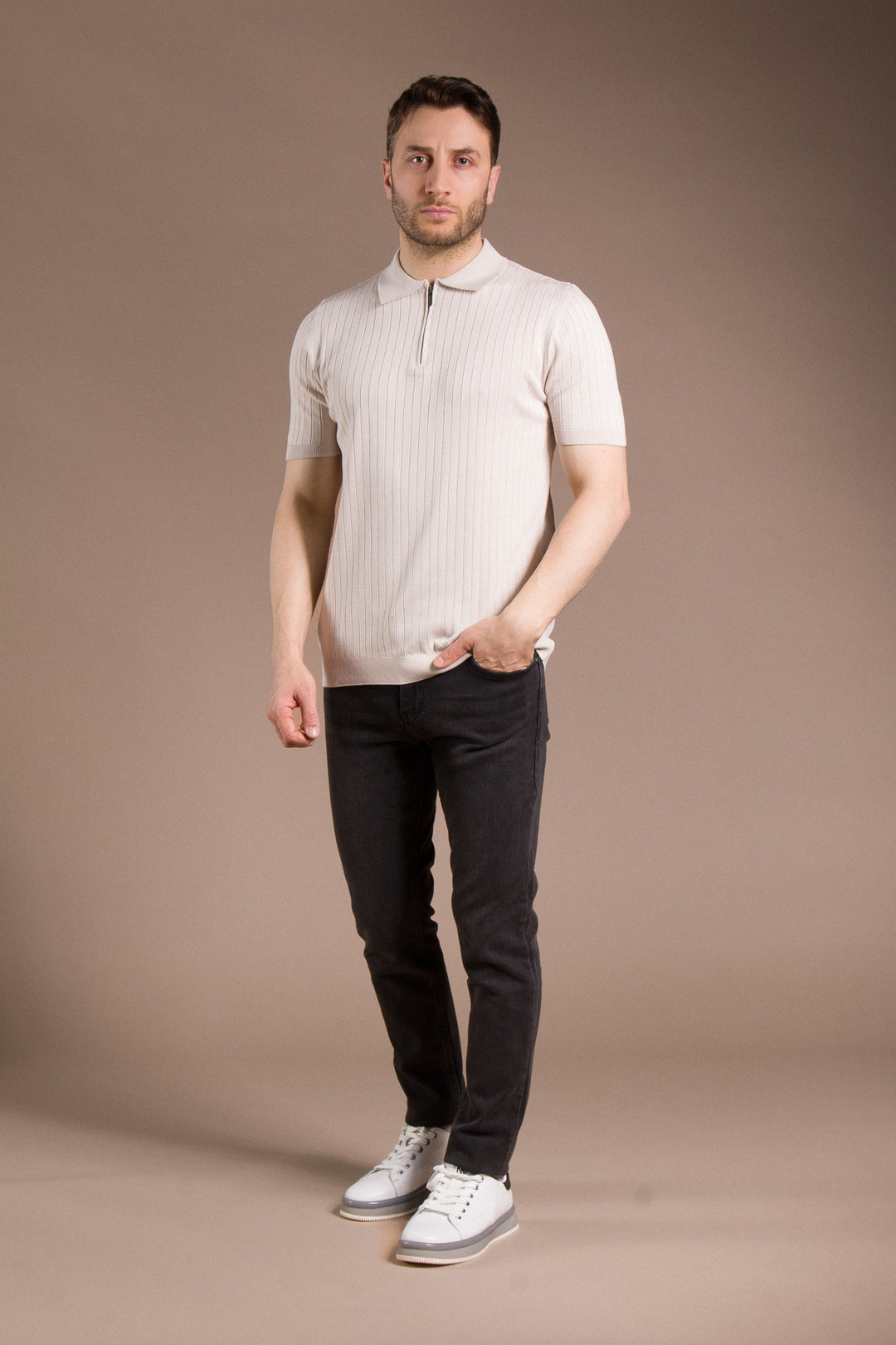 Dokulu Polo Yaka Triko T-Shirt