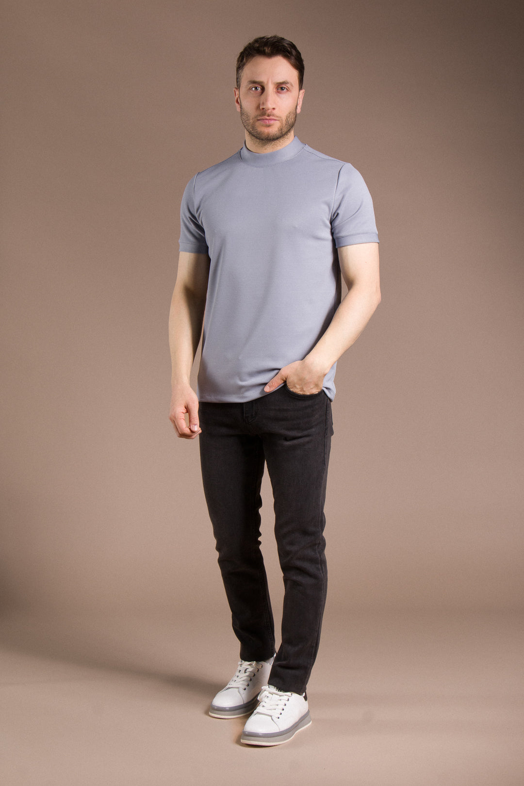 Boğazlı T-Shirt