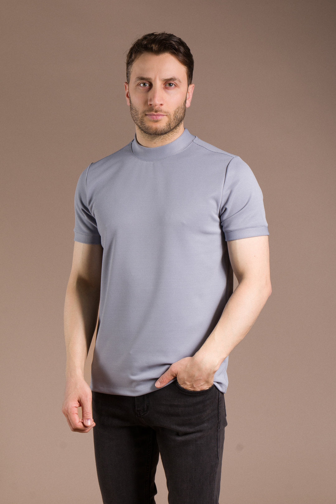 Boğazlı T-Shirt